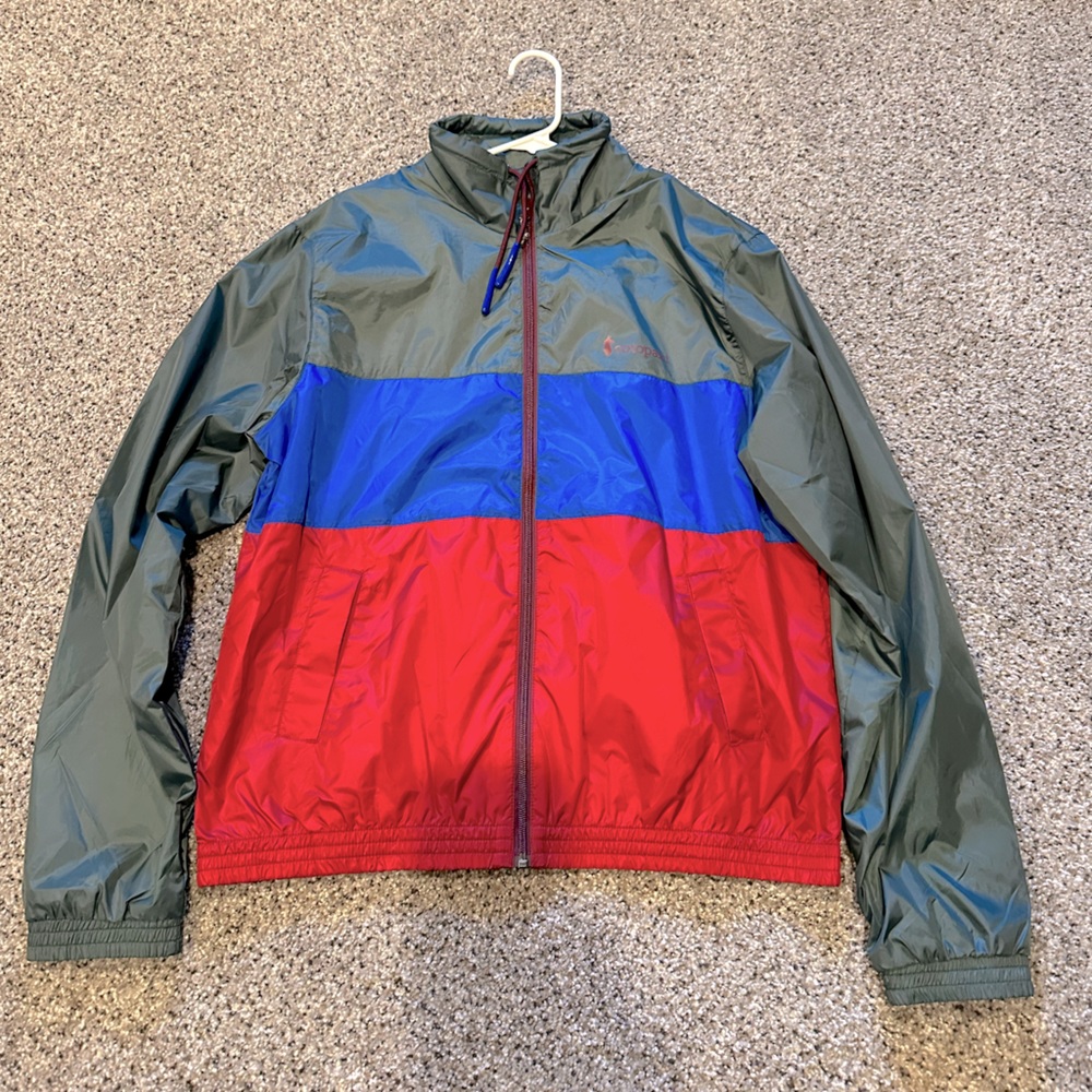 Cotopaxi Teca full zip windbreaker, Men’s large, women’s extra large.